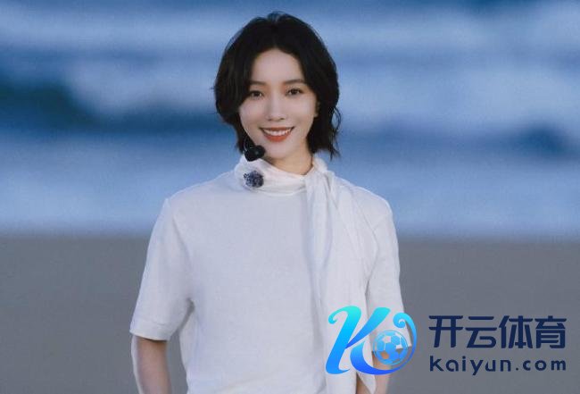 VaVa发博恢复浪姐初舞台 4A评级引热议